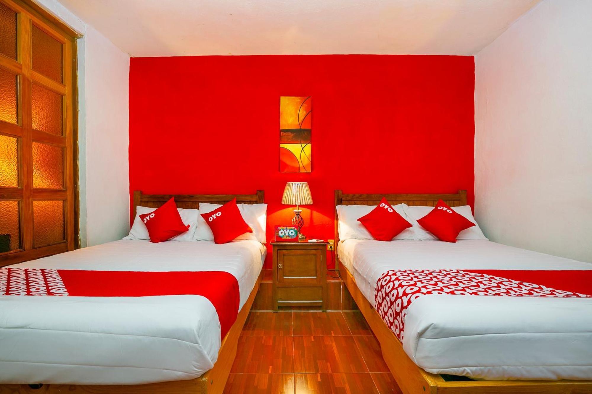 Oyo De Angeles, Hotel Pátzcuaro
